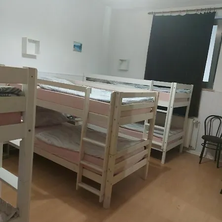 Marinus Hostel *