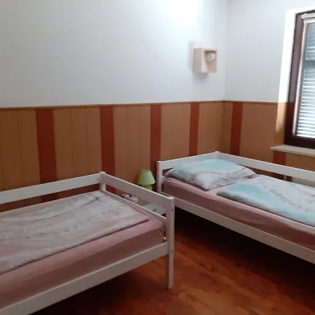 Auberge de jeunesse Marinus Sveti Vid-Miholjice