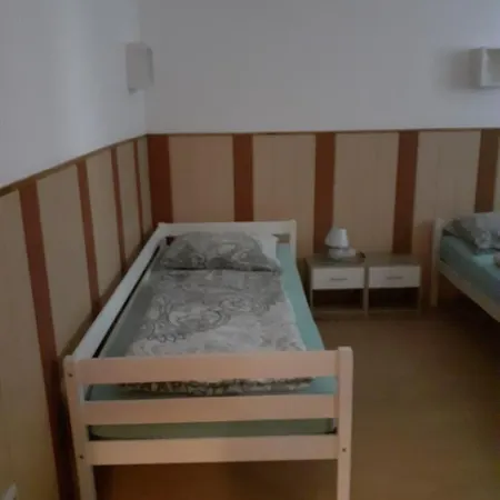 Marinus Auberge de jeunesse *