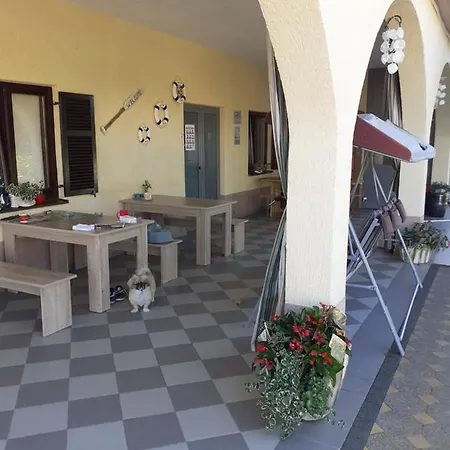 Marinus Auberge de jeunesse Sveti Vid-Miholjice