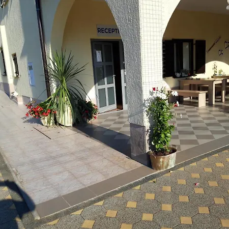 Marinus Hostel Sveti Vid-Miholjice