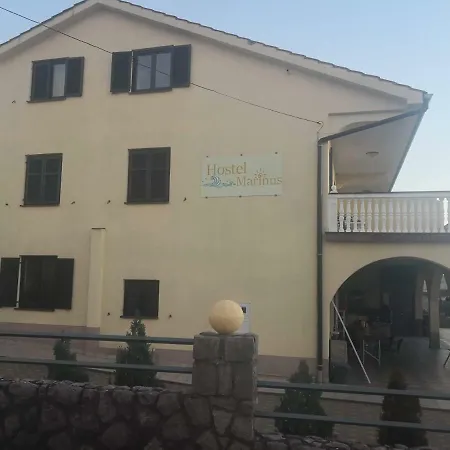 Marinus Hostel *
